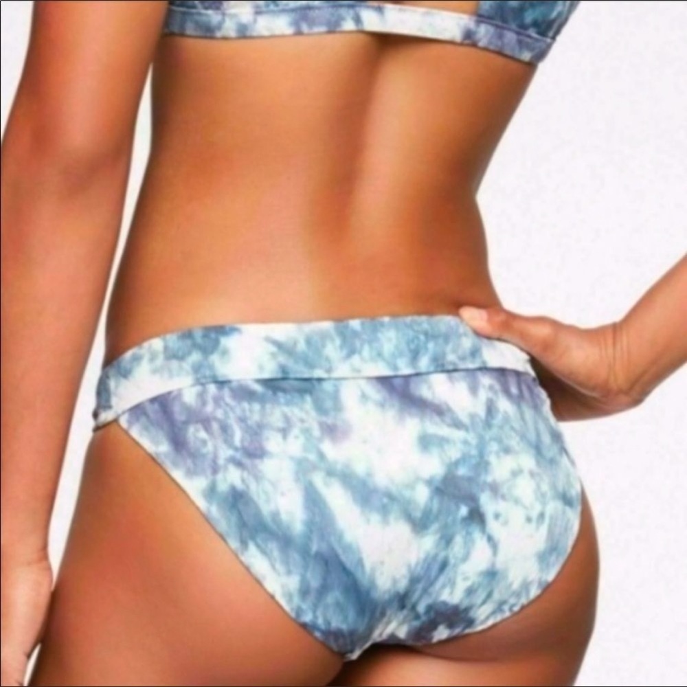 ATHLETA blue gray tie dye Tulum bikini bottoms, L. - Picture 2 of 8